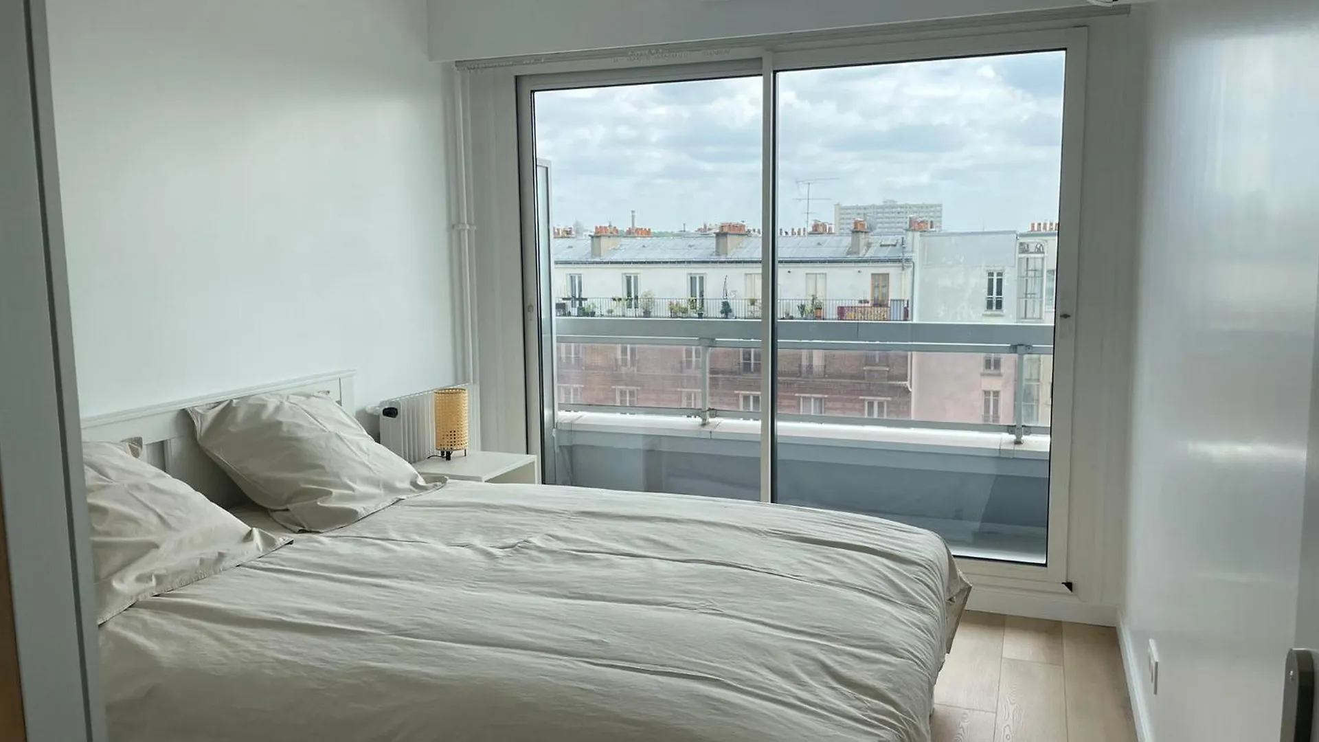 Appartement Le Pinky Bird Belleville Paris 20