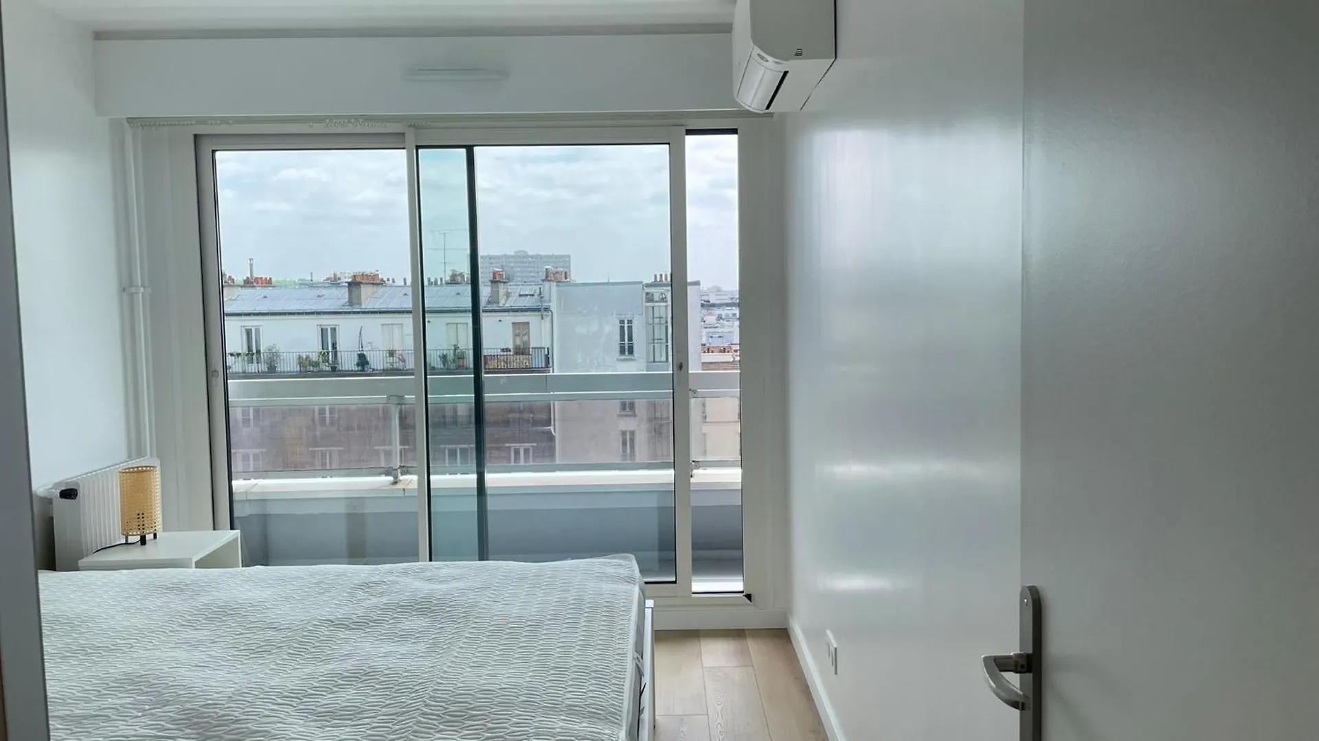Appartement Le Pinky Bird Belleville Paris 20